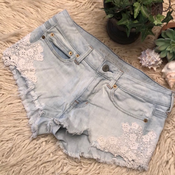 American Eagle Outfitters Pants - AE Lace Detail Denim Shorts-“Stretch” Sz 6